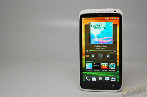 HTC One X - סמארטפון הדגל