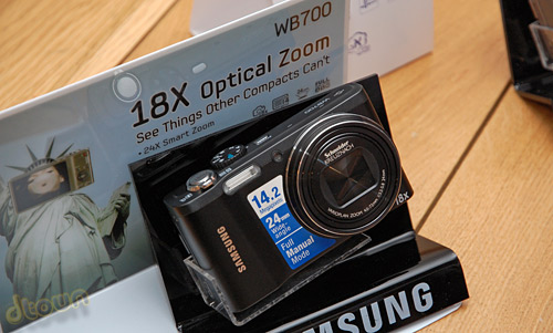 Samsung WB700 Samsung WB700