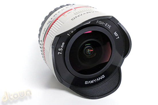 Samyang 7.5mm F3.5 UMC Fisheye MFT