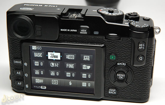 Fujifilm X-Pro1 - מצלמה עם עינית היברידית, הצצה ראשונה