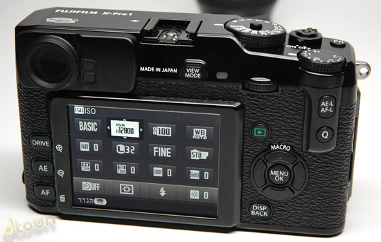Fujifilm X-Pro1 - מצלמה עם עינית היברידית, הצצה ראשונה Fujifilm X-Pro1 - מצלמה עם עינית היברידית, הצצה ראשונה
