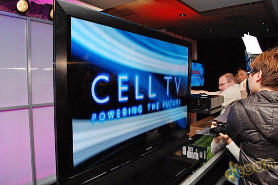 TOSHIBA CELL TV