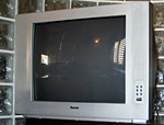 טלוויזית CRT הישנה והטובה