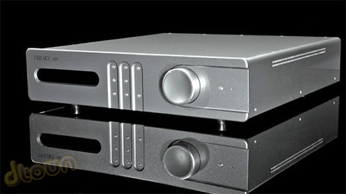 Trilogy 909 Valve Pre-Amplifier