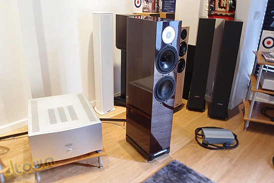Spendor D7